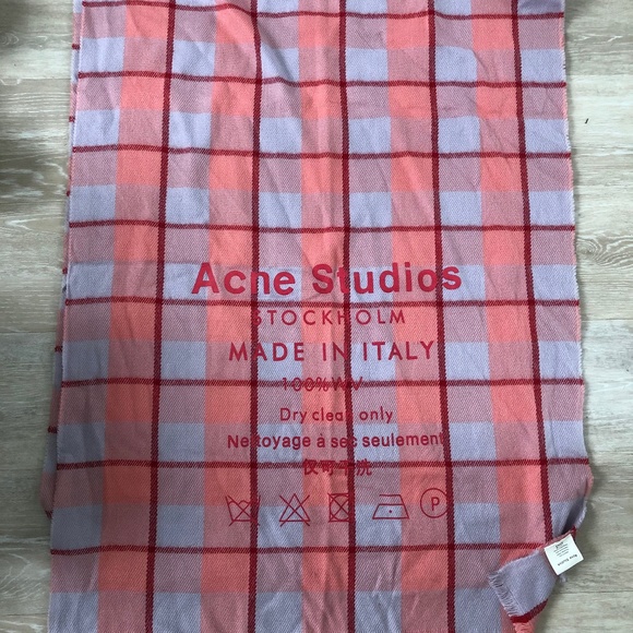 Acne Studios scarf - Picture 1 of 3